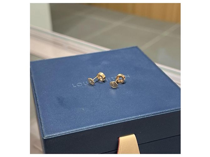 Orecchini Louis Vuitton Empreinte Monogram Flower oro 18K D'oro - vista 3