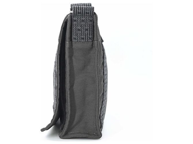 Borsa a Spalla Herline Bassas PM di Hermès Marrone - vista 4