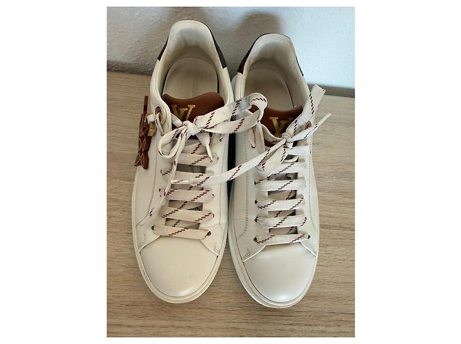 Sneakers in pelle bianca monogramma Louis Vuitton Marrone Bianco - vista 3