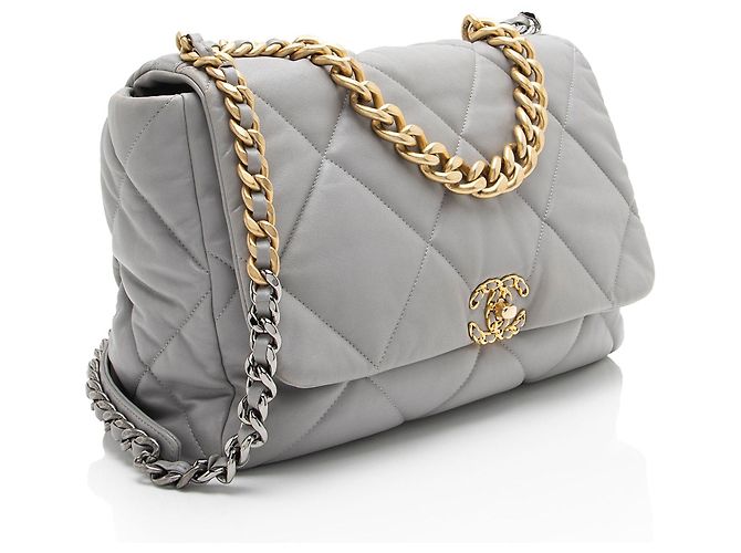 Gabrielle Borsa a tracolla Chanel Lambskin 19 Maxi Flap Cinza - vista 2