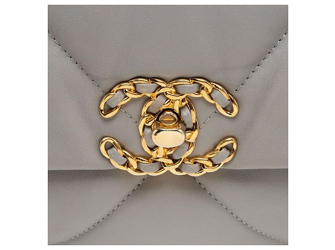Gabrielle Borsa a tracolla Chanel Lambskin 19 Maxi Flap Cinza - vista 9