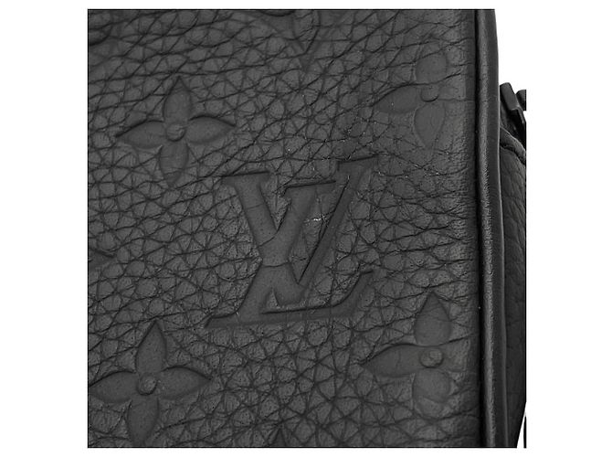 Borsa Louis Vuitton Monogram Pochette Volga Nero Monogramma - vista 12