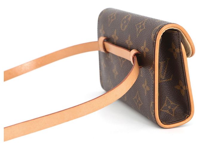 Louis Vuitton Monogram Pochette Florentine Marrone Monogramma - vista 3