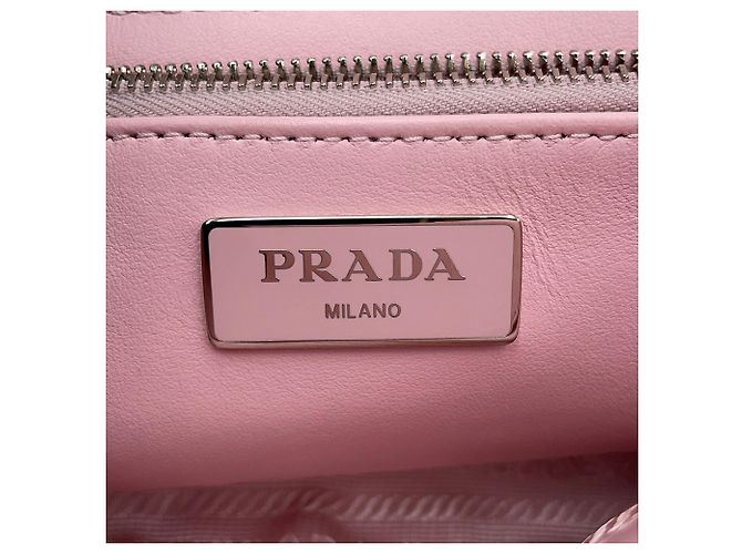 Borsa a tracolla in Re-Nylon Prada Rosa - vista 16