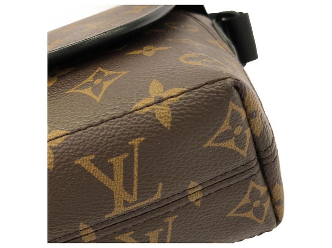 Borsa Messenger Magnetica Louis Vuitton Monogram Macassar Marrone - vista 3