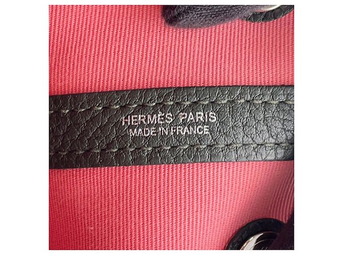 Hermès Bolsa Tote Hermes Garden TPM Rosa Verde escuro - vista 12