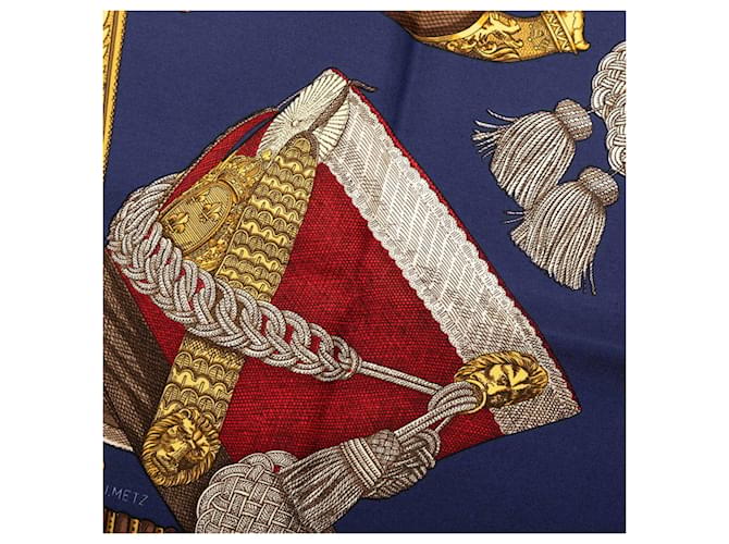 Hermès Hermes Carre 90 GRAND UNIFORME Sciarpa Multicolore Blu navy - vista 5