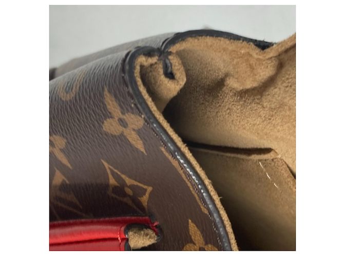 Borsa Louis Vuitton Monogram Marignan in rosso Coquelicot - vista 14