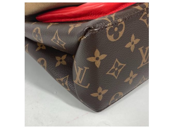 Borsa Louis Vuitton Monogram Marignan in rosso Coquelicot - vista 6