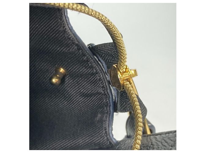 Borsa a Spalla Louis Vuitton Monogram Empreinte Three PM Blu navy - vista 15