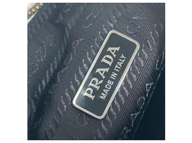 Tote Prada 1NE515 Terry Re-Edition 2000 Handtasche Schwarz Weiß - Ansicht 11