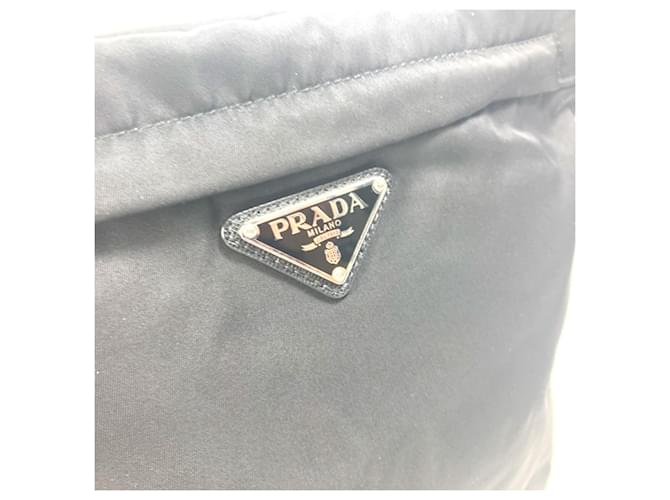 Prada 2VH055 Plate Triangle Shoulder Bag Nero - vista 5