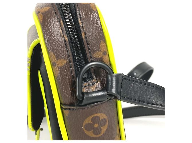 Louis Vuitton Monogram Macassar Christopher Pochette Portafoglio da Polso Marrone Giallo - vista 5