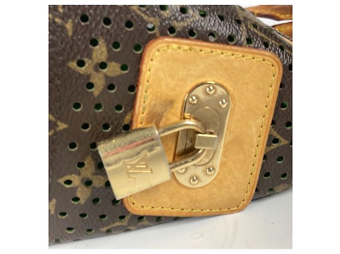 Bolso Boston Louis Vuitton Monogram Perforated Speedy 30 Castaño Verde - vista 5
