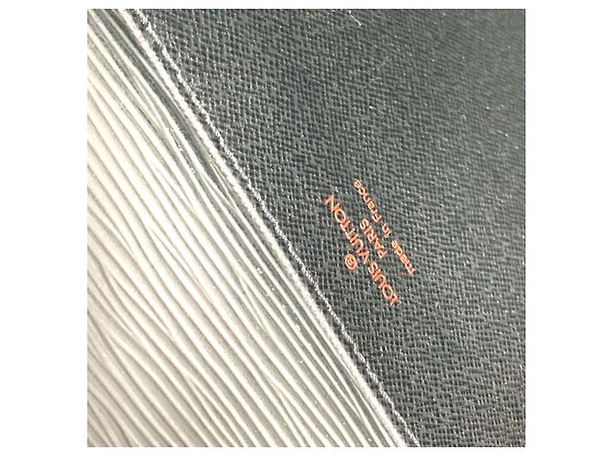 Borsa Louis Vuitton Epi Serviette Ambassador Nero - vista 15