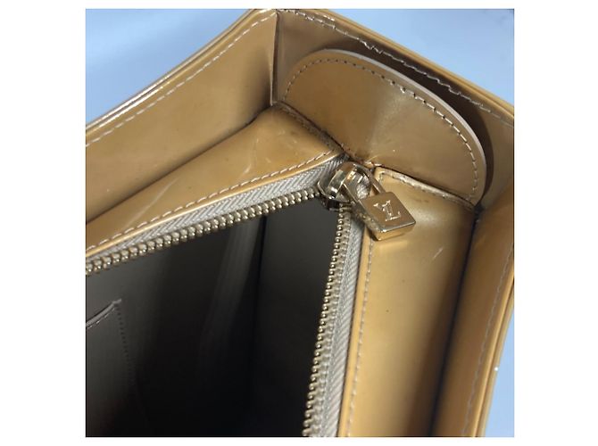 Borsa Tote Louis Vuitton Monogram Vernis Columbus Beige - vista 9