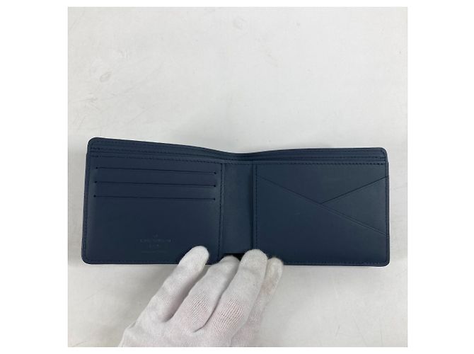 Louis Vuitton Navy Leather Bi-fold Wallet Navy blue - view 11
