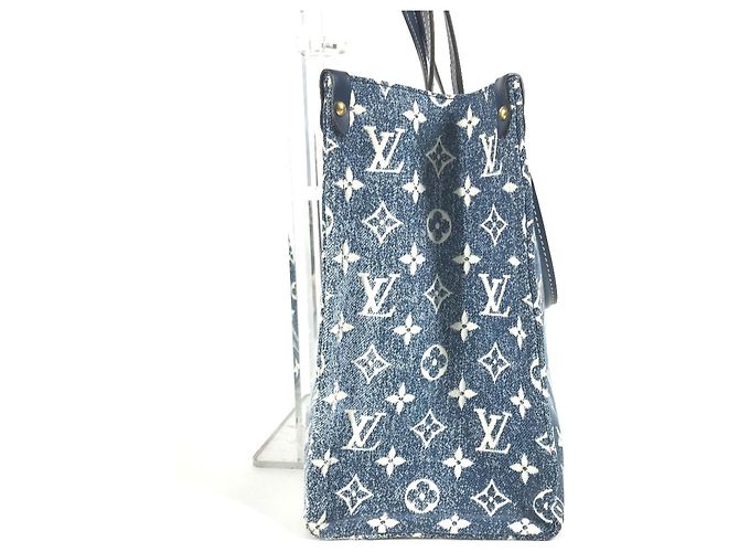 Bolsa Louis Vuitton Monogram Denim Jacquard On the Go MM Branco Azul - vista 2
