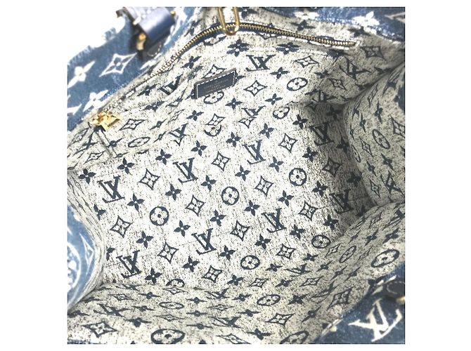 Bolsa Louis Vuitton Monogram Denim Jacquard On the Go MM Branco Azul - vista 8