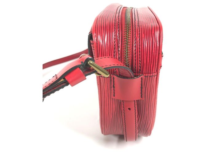 Borsa a tracolla Louis Vuitton Epi Jone Fille Rosso - vista 3