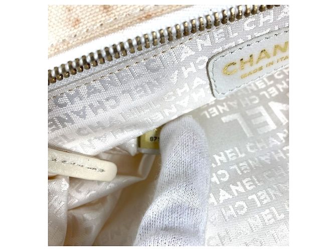 Borsa Tote CHANEL CC Coco Mark Logo Marshmallow Nero Bianco - vista 16