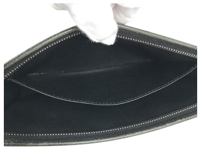 Louis Vuitton Taiga Pochette Voyage Second Bag Schwarz Grau - Ansicht 14