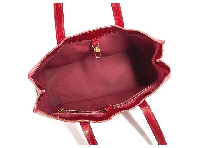 Borsa Tote Louis Vuitton Monogram Vernis Wilshire PM Rosso - vista 13