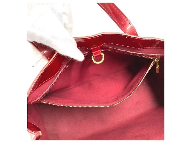 Borsa Tote Louis Vuitton Monogram Vernis Wilshire PM Rosso - vista 14