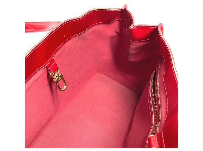 Borsa Tote Louis Vuitton Monogram Vernis Wilshire PM Rosso - vista 17
