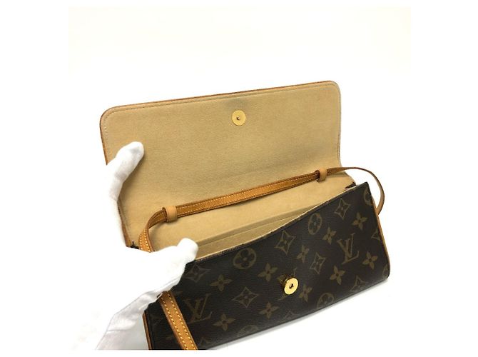 Borsa Pochette Twin GM Monogramma Louis Vuitton Marrone - vista 11