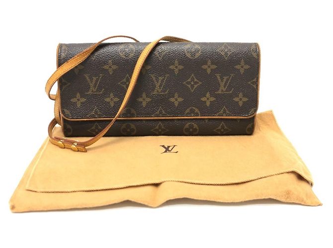 Borsa Pochette Twin GM Monogramma Louis Vuitton Marrone - vista 15
