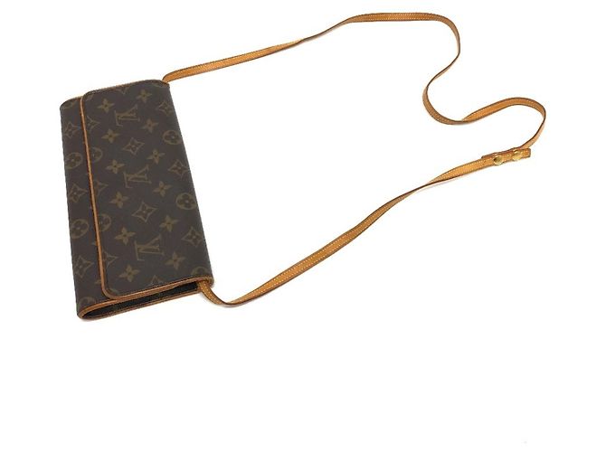 Borsa Pochette Twin GM Monogramma Louis Vuitton Marrone - vista 2