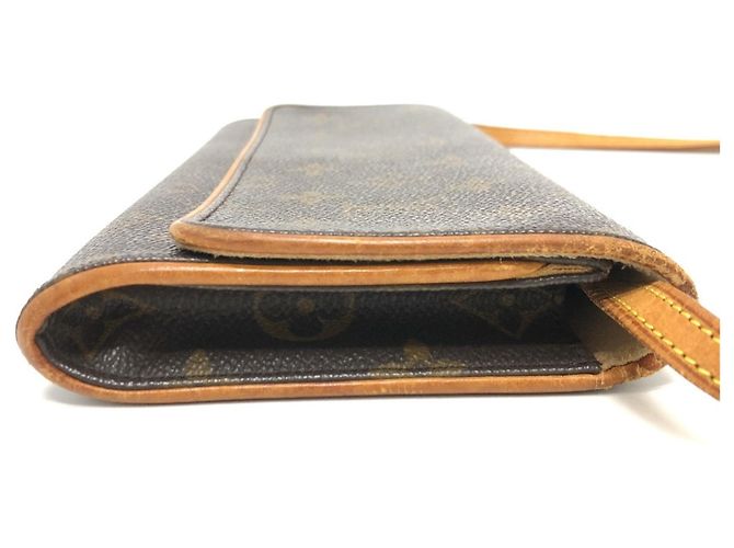 Borsa Pochette Twin GM Monogramma Louis Vuitton Marrone - vista 3