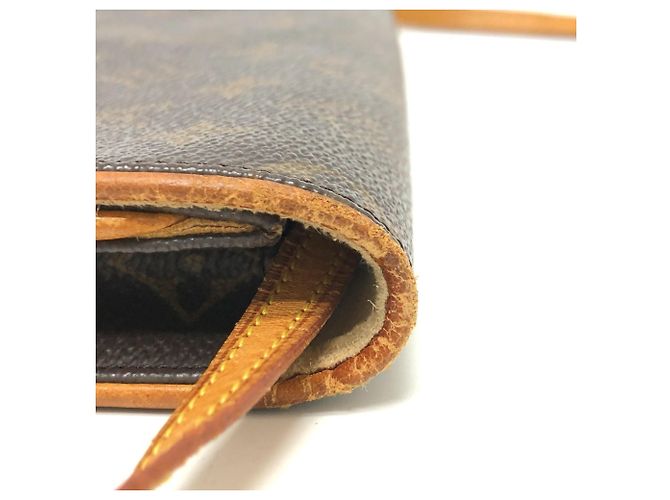 Borsa Pochette Twin GM Monogramma Louis Vuitton Marrone - vista 4