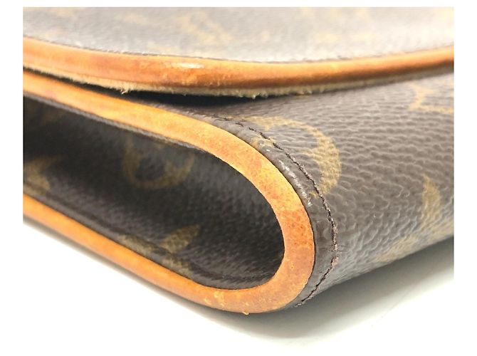 Borsa Pochette Twin GM Monogramma Louis Vuitton Marrone - vista 7
