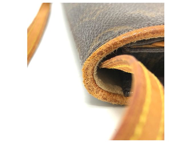 Borsa Pochette Twin GM Monogramma Louis Vuitton Marrone - vista 8