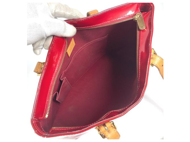 Borsa Tote Louis Vuitton Monogram Vernis Brentwood Rosso - vista 11