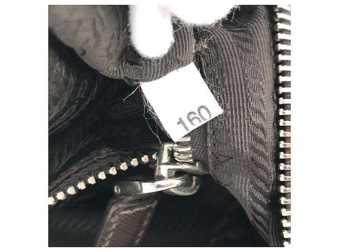 Sac bandoulière avec logo Triangle Prada Kaki - vue 11