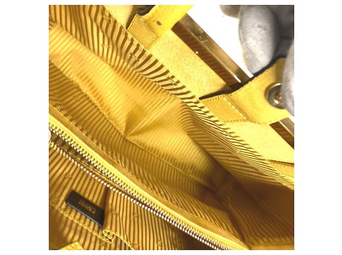 Bolso de hombro de cuero amarillo Fendi - vista 14
