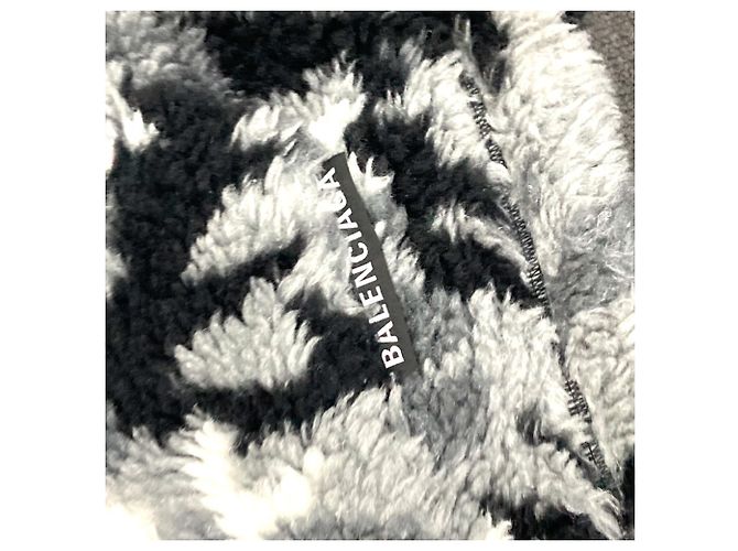 Balenciaga 673572 Stole Shawl Marrone Nero - vista 3