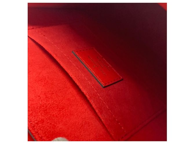 Louis Vuitton M82215 S Lock Bag Rosso D'oro - vista 14
