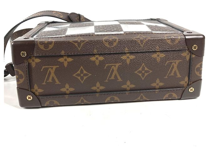 Louis Vuitton Monogram Chess Soft Trunk Pochette Clutch Bag Braun - Ansicht 4
