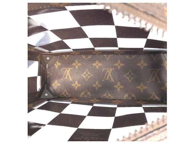 Louis Vuitton Monogram Chess Soft Trunk Pochette Clutch Bag Braun - Ansicht 9