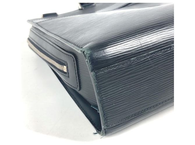 Borsa Louis Vuitton Epi Bassano GM Nero - vista 4