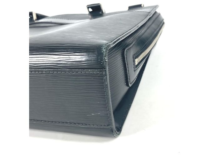 Borsa Louis Vuitton Epi Bassano GM Nero - vista 5