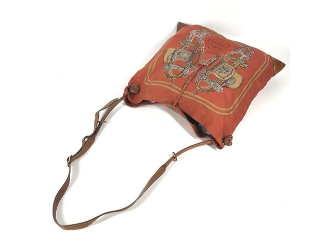 Hermès Borsa a Spalla Hermes Silky City PM Arancione - vista 3