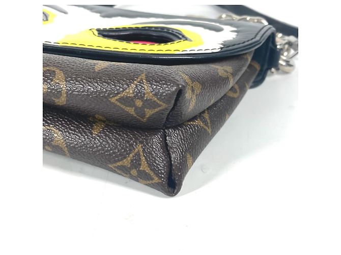 Louis Vuitton Epi Monogram Yamakansai Pochette Marrone Nero - vista 4