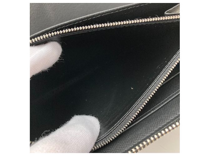Louis Vuitton Taiga Zippy Organizer NM Long Wallet Nero - vista 9