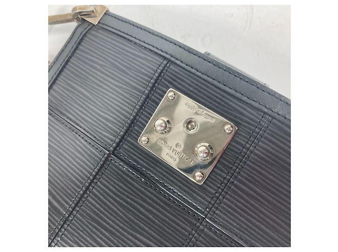 Borsa a tracolla con catena Louis Vuitton Epi Stretch Mojito Nero - vista 12