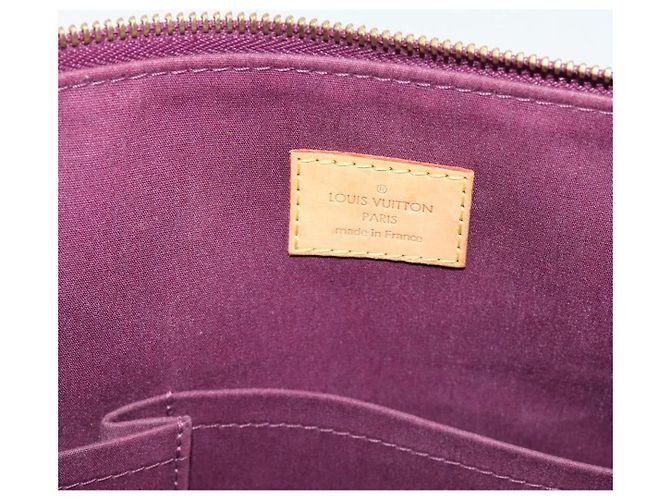 Louis Vuitton Bellevue Monogram Vernis GM Purple - view 6